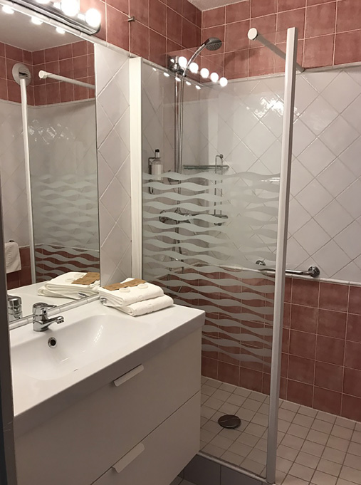 Salle de bain chambre classique